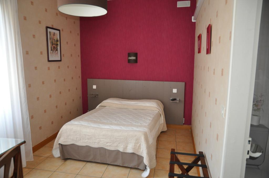 Auberge Des Platanes La Roque-Gageac Room photo