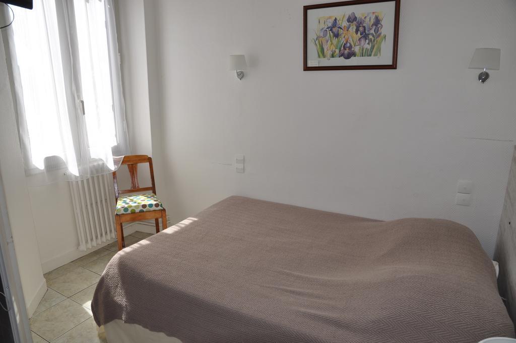 Auberge Des Platanes La Roque-Gageac Room photo