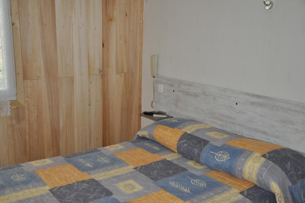 Auberge Des Platanes La Roque-Gageac Room photo