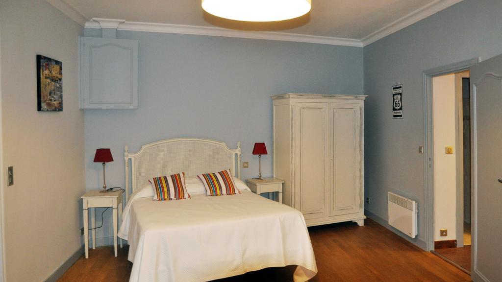 Auberge Des Platanes La Roque-Gageac Room photo
